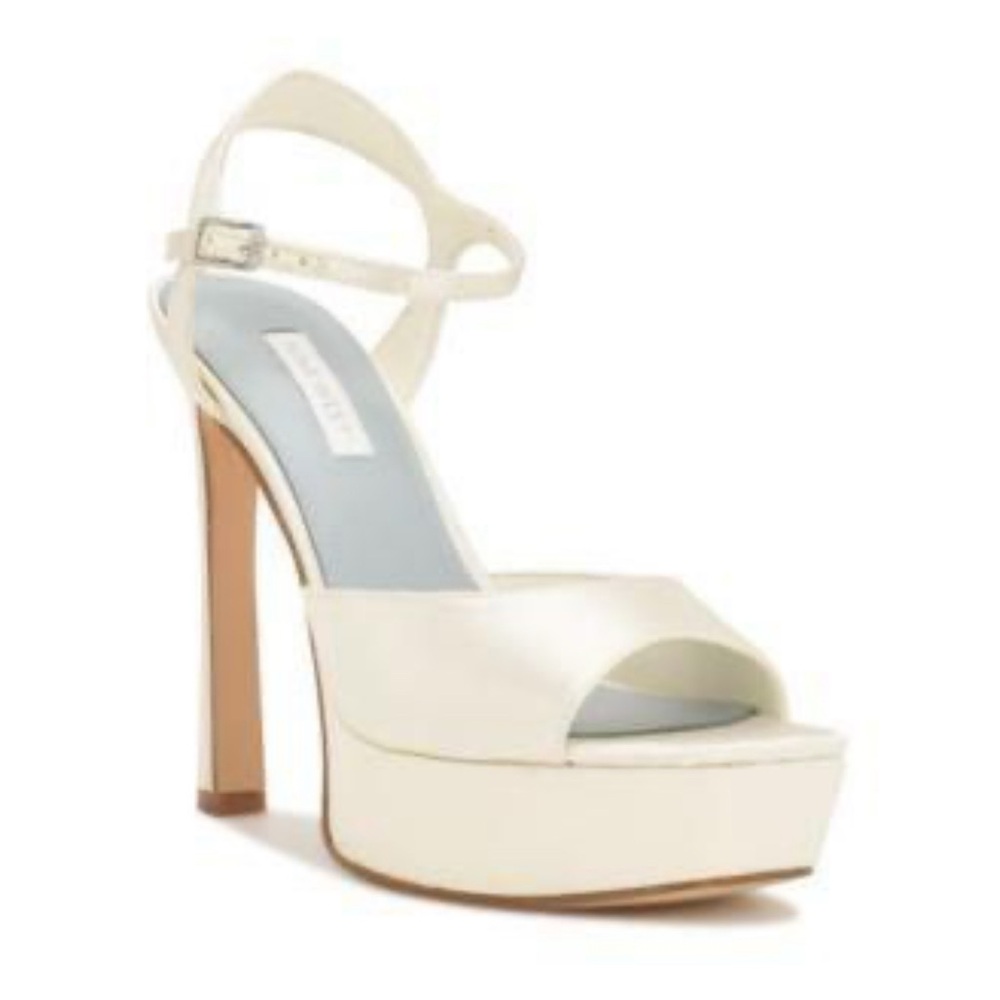 NWOB Elegant Nine West Legacy Ivory Bridal Satin Platform Heels Size 9